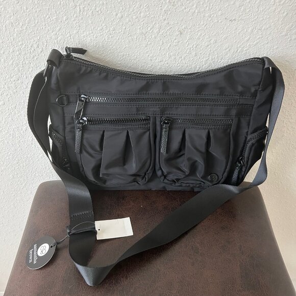 Samantha Brown To-Go Multi-Function Cargo Bag Black NWT - Picture 2 of 13